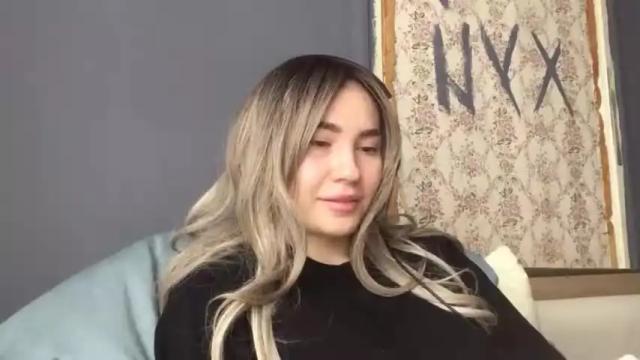 Image 2 of fourtunet Stream on Chaturbate on 13 months ago
