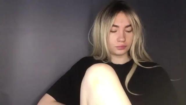 Image 3 of fourtunet Stream on Chaturbate on 19 months ago