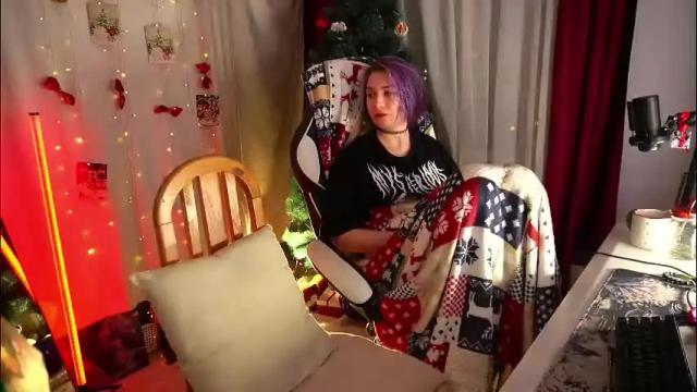 Image 2 of fox_and_dog Stream on Chaturbate on 29 days ago