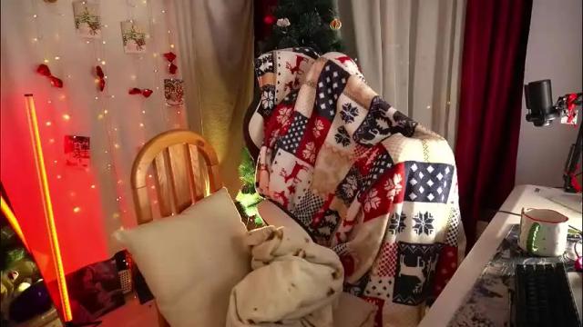 Image 3 of fox_and_dog Stream on Chaturbate on 29 days ago