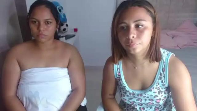 Image 6 of fox_chiara Stream on Chaturbate on 15 months ago
