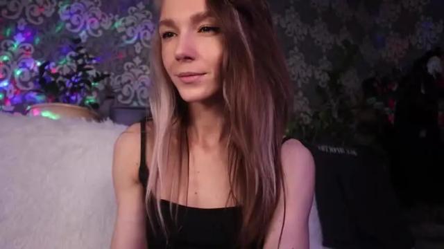 Image 10 of fox_nasty Stream on Chaturbate on 20 months ago