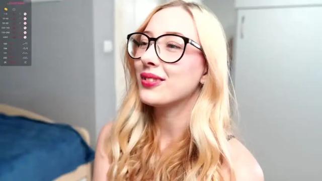 Thumbnail 1, foxeslovefoxes's Stream at Chaturbate, 13 months ago
