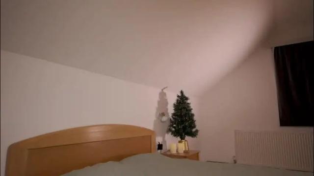 Thumbnail 2, foxeslovefoxes's Stream at Chaturbate, 1 month ago