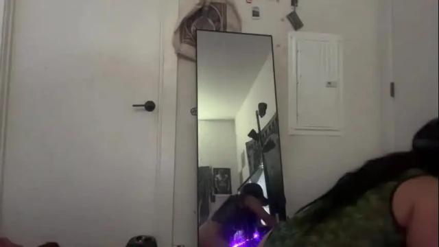 Image 3 of foxiecat777 Stream on Chaturbate on 3 months ago