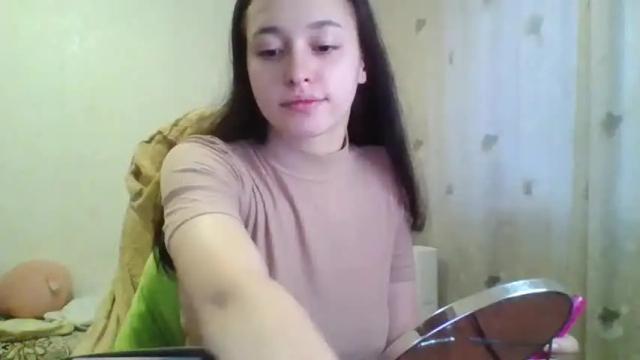 Image 4 of foxxy_lisa Stream on Chaturbate on 15 months ago