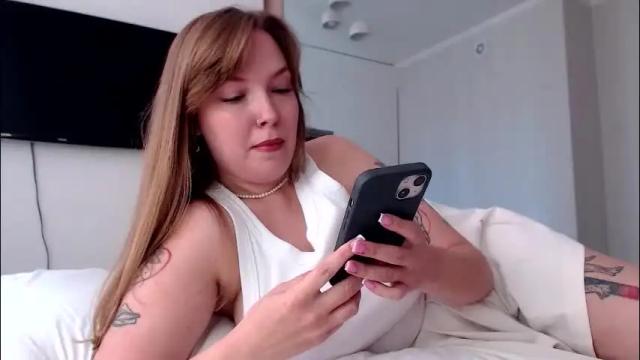 Image 6 of foxxycindy Stream on Chaturbate on 1 month ago