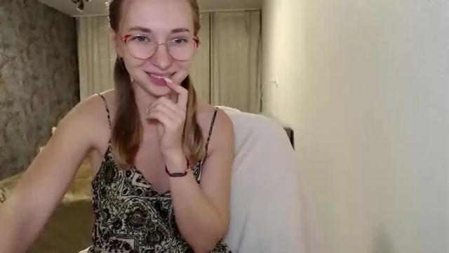 Image 12 of foxy0990 Stream on Chaturbate on 17 months ago