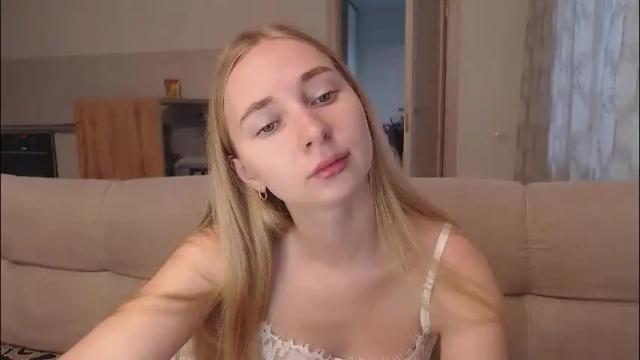 Thumbnail 1, foxy0990's Stream at Chaturbate, 4 months ago