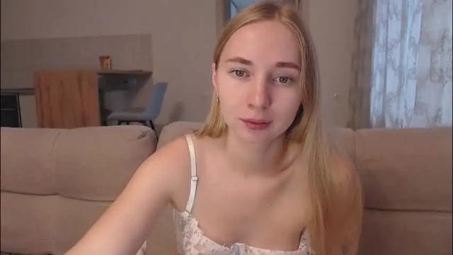 Image 3 of foxy0990 Stream on Chaturbate on 4 months ago