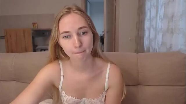 Thumbnail 3, foxy0990's Stream at Chaturbate, 4 months ago