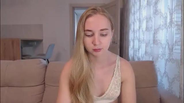 Image 4 of foxy0990 Stream on Chaturbate on 4 months ago