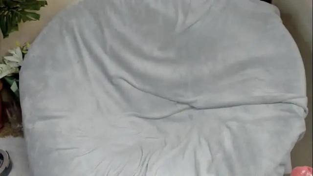 Image 3 of foxy_blond Stream on Chaturbate on 1 month ago