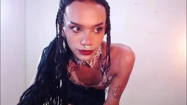 Image 8 of foxy_ella Stream on Chaturbate on 27 days ago