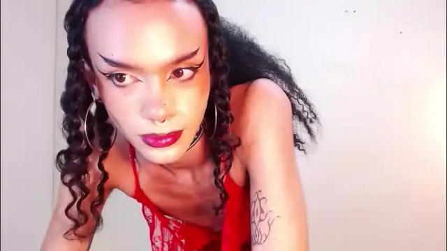 Image 10 of foxy_ella Stream on Chaturbate on 28 days ago