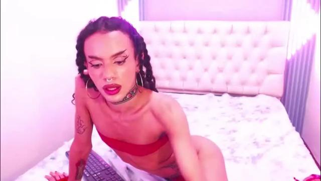 Image 8 of foxy_ella Stream on Chaturbate on 23 days ago