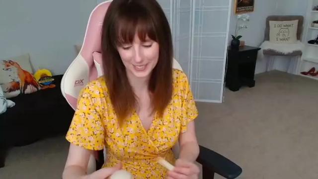 Image 4 of foxy_gamer Stream on Chaturbate on 3 days ago