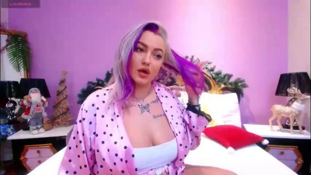 Image 7 of foxyclarisee Stream on Chaturbate on 25 days ago