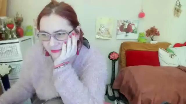 Image 1 of foxydesiree Stream on Chaturbate on 6 months ago