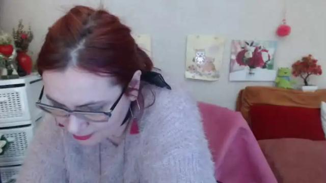 Image 4 of foxydesiree Stream on Chaturbate on 6 months ago