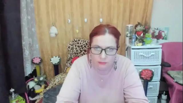 Image 11 of foxydesiree Stream on Chaturbate on 14 months ago