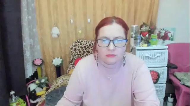 Image 6 of foxydesiree Stream on Chaturbate on 14 months ago