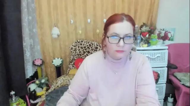 Image 8 of foxydesiree Stream on Chaturbate on 14 months ago