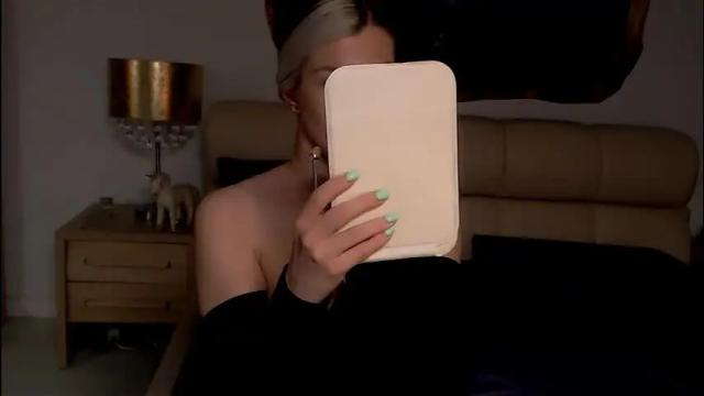 Image 2 of foxydevilish Stream on Chaturbate on 1 month ago