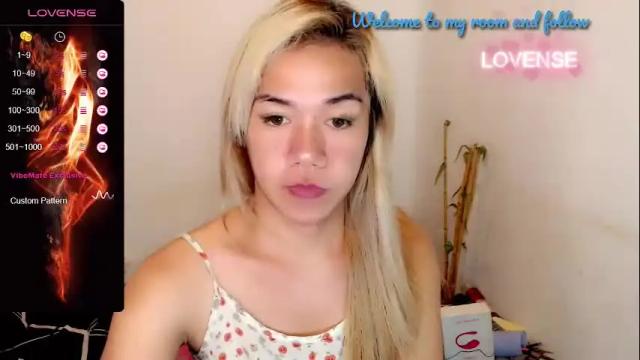 Image 6 of foxyinnocentstar Stream on Chaturbate on 16 months ago