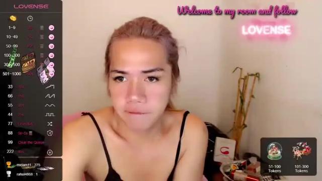 Image 2 of foxyinnocentstar Stream on Chaturbate on 15 months ago