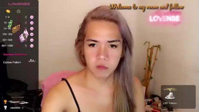 Image 4 of foxyinnocentstar Stream on Chaturbate on 15 months ago