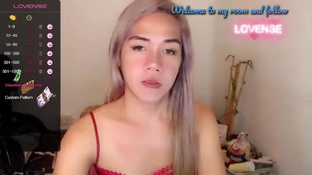 Image 6 of foxyinnocentstar Stream on Chaturbate on 15 months ago
