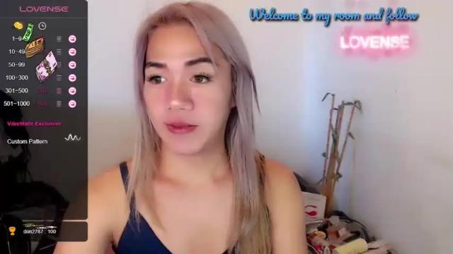 Image 3 of foxyinnocentstar Stream on Chaturbate on 15 months ago