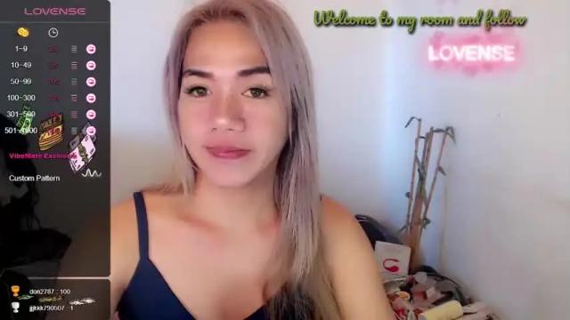 Image 7 of foxyinnocentstar Stream on Chaturbate on 15 months ago