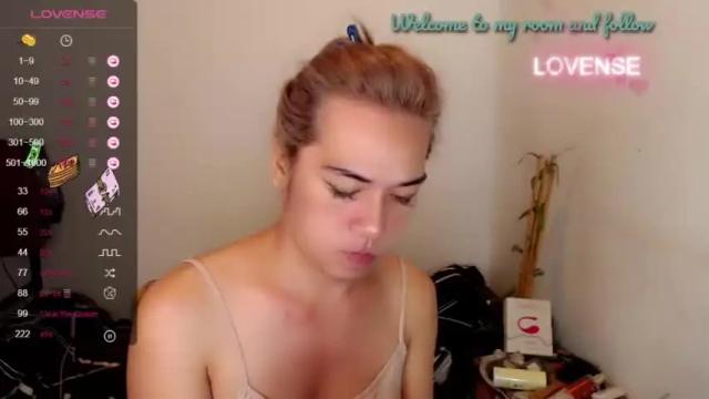 Image 10 of foxyinnocentstar Stream on Chaturbate on 16 months ago