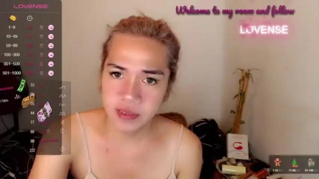 Image 11 of foxyinnocentstar Stream on Chaturbate on 16 months ago