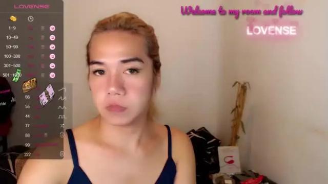 Image 4 of foxyinnocentstar Stream on Chaturbate on 16 months ago