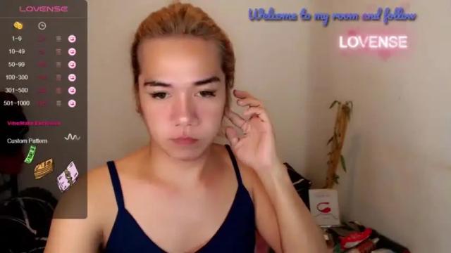 Image 7 of foxyinnocentstar Stream on Chaturbate on 16 months ago