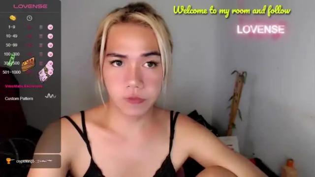 Image 7 of foxyinnocentstar Stream on Chaturbate on 14 months ago
