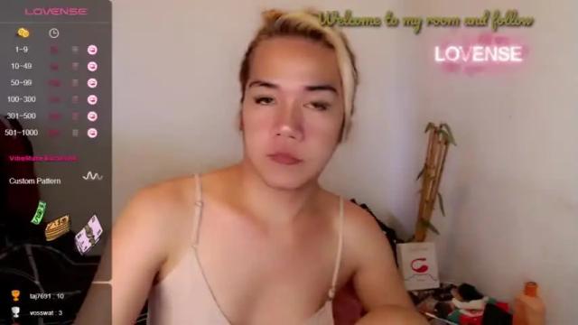 Image 8 of foxyinnocentstar Stream on Chaturbate on 14 months ago