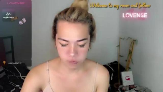 Thumbnail 3, foxyinnocentstar's Stream at Chaturbate, 13 months ago