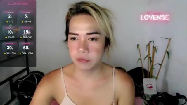 Image 11 of foxyinnocentstar Stream on Chaturbate on 12 months ago