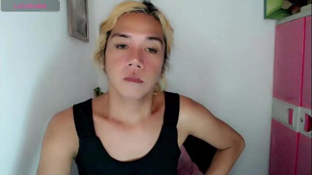 Image 10 of foxyinnocentstar Stream on Chaturbate on 2 days ago
