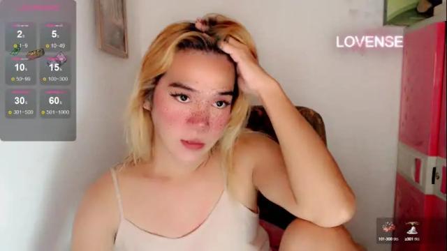 Image 8 of foxyinnocentstar Stream on Chaturbate on 28 days ago