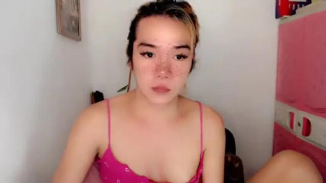 Image 4 of foxyinnocentstar Stream on Chaturbate on 2 months ago
