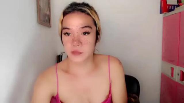 Image 4 of foxyinnocentstar Stream on Chaturbate on 2 months ago
