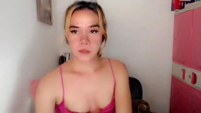 Thumbnail 3, foxyinnocentstar's Stream at Chaturbate, 2 months ago