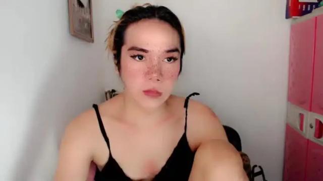 Image 10 of foxyinnocentstar Stream on Chaturbate on 1 month ago