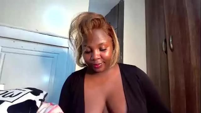 Image 11 of foxykay1 Stream on Chaturbate on 3 months ago