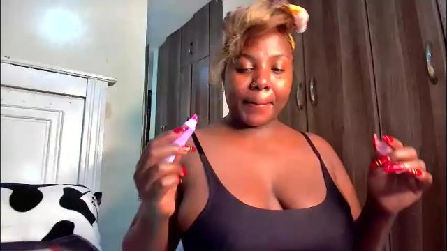 Image 7 of foxykay1 Stream on Chaturbate on 3 months ago